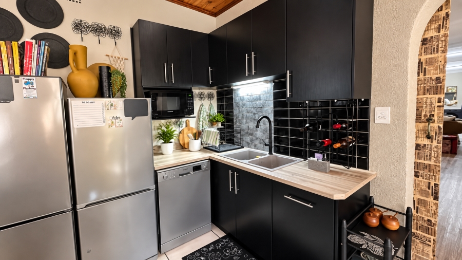 3 Bedroom Property for Sale in Flamwood North West